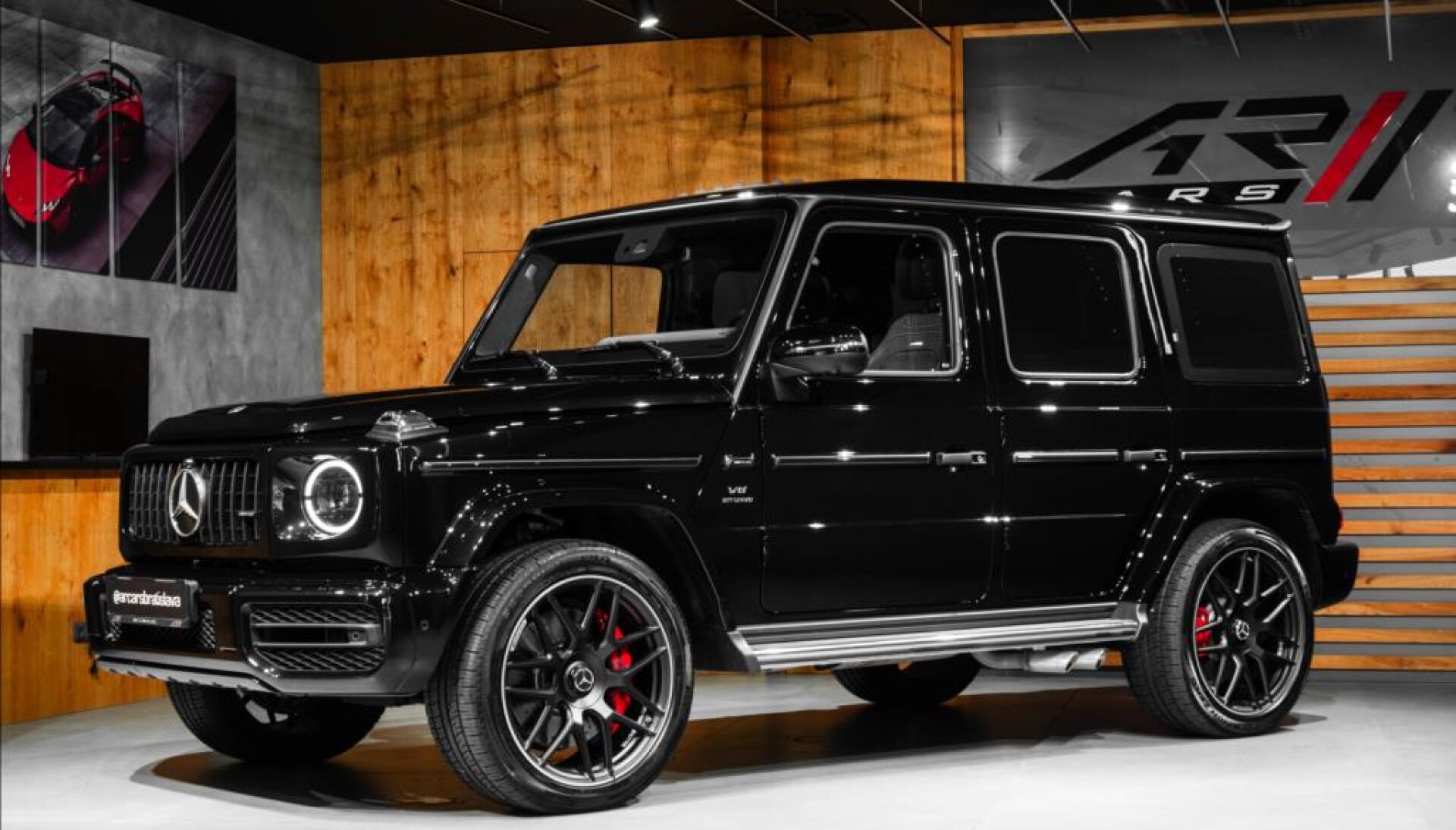 Mercedes-Benz G 63 AMG BR G 63 AMG, BURMESTER, ŤAŽNÉ ZARIADENIE, NIGHT 1+2