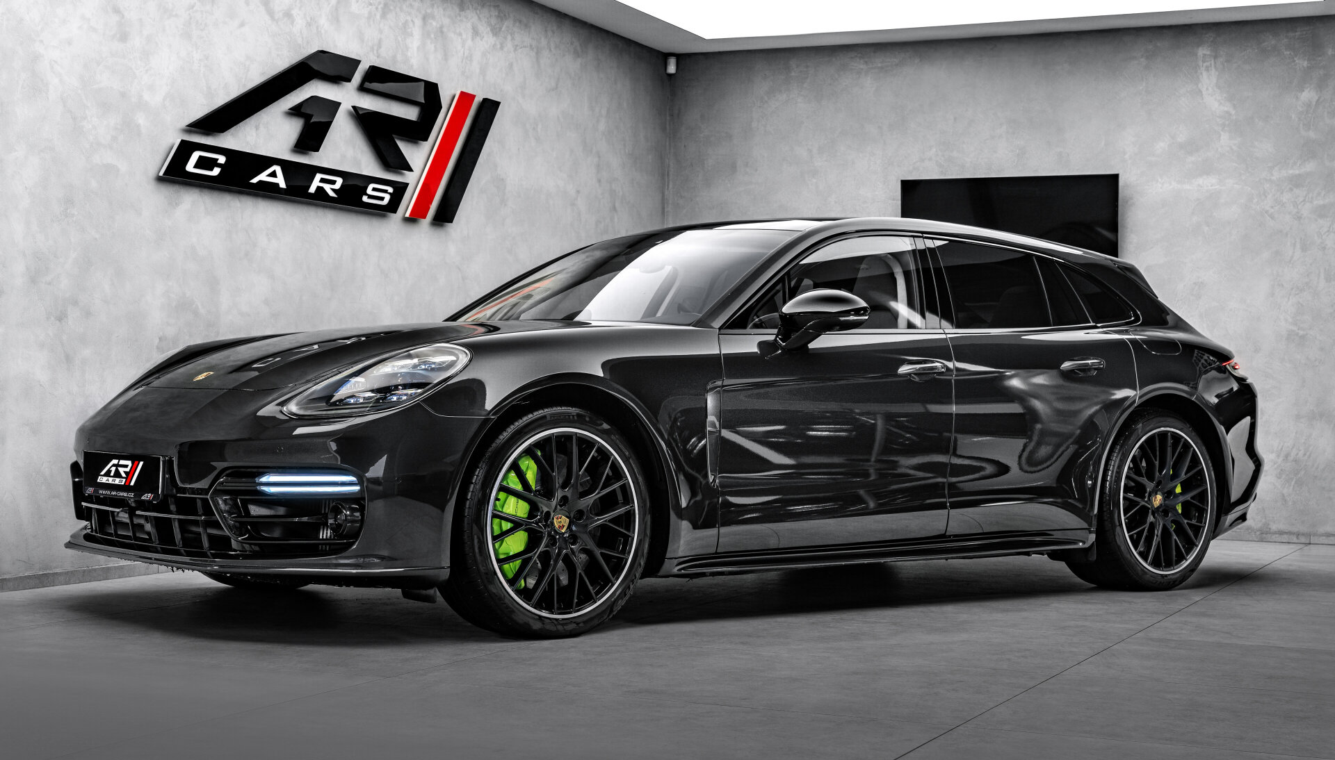 Porsche Panamera 4.0 Turbo S E-Hybrid Sport Turismo, keramiky, CZ