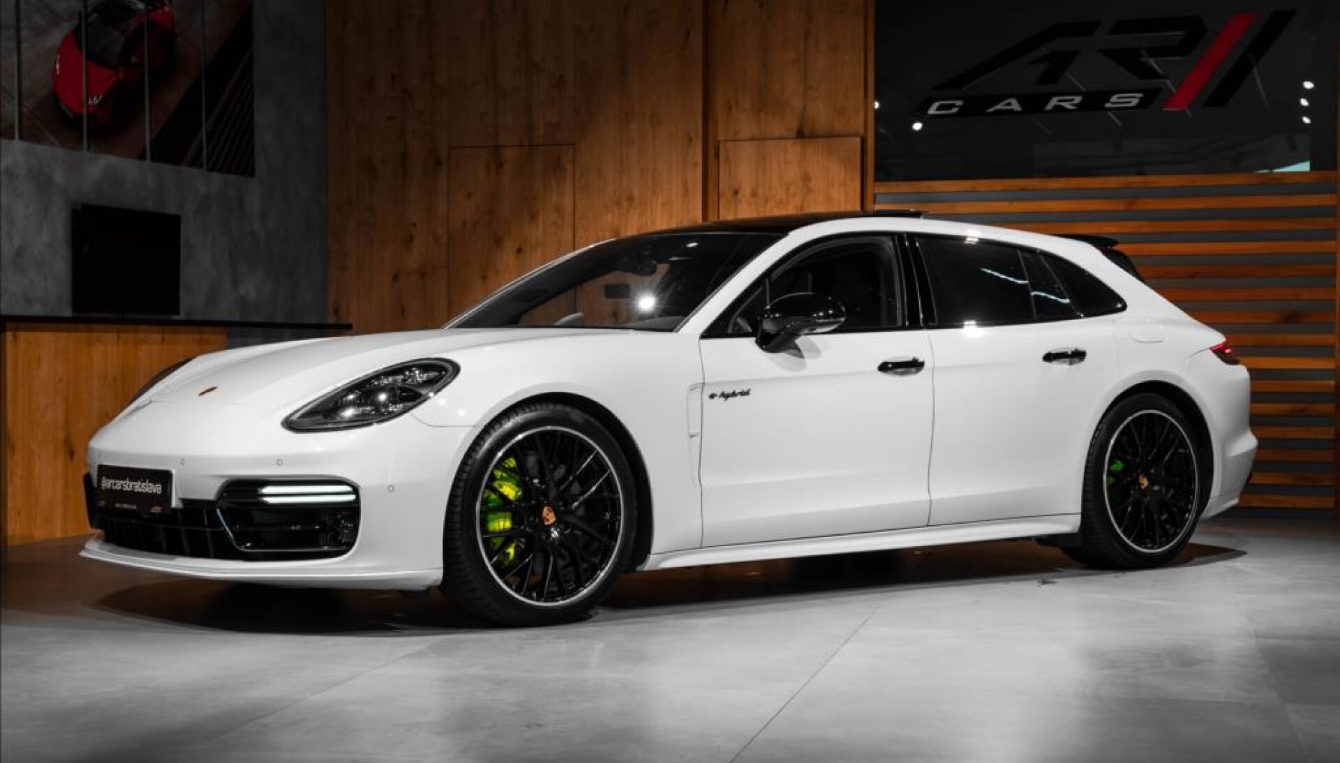 Porsche Panamera BR 4 PLUG-IN HYBRID Sport Turismo, APPROVED, BURMESTE