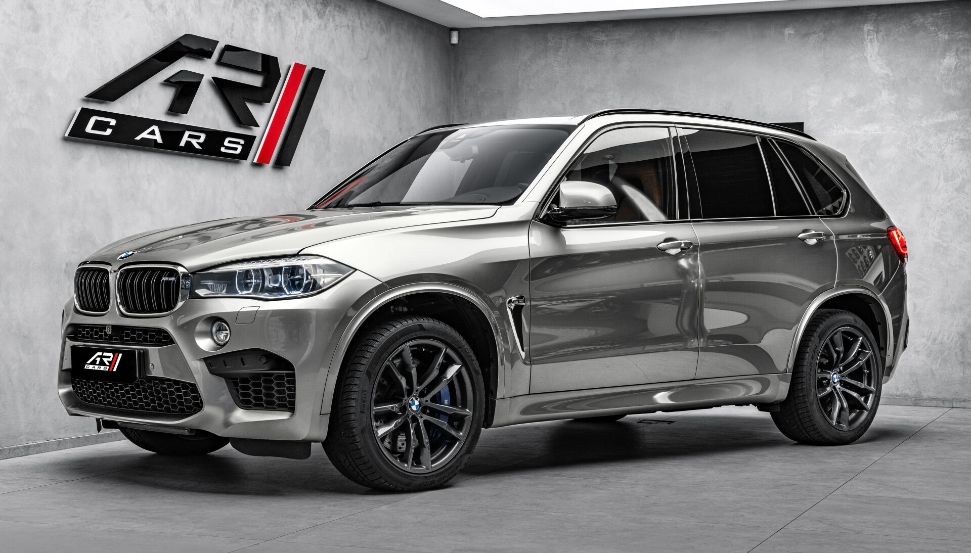 BMW X5 M575PS, Nezávislé, 360, H&K