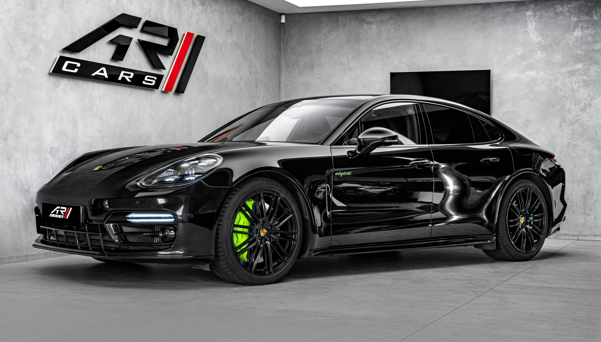 Porsche Panamera S E-Hybrid Approved