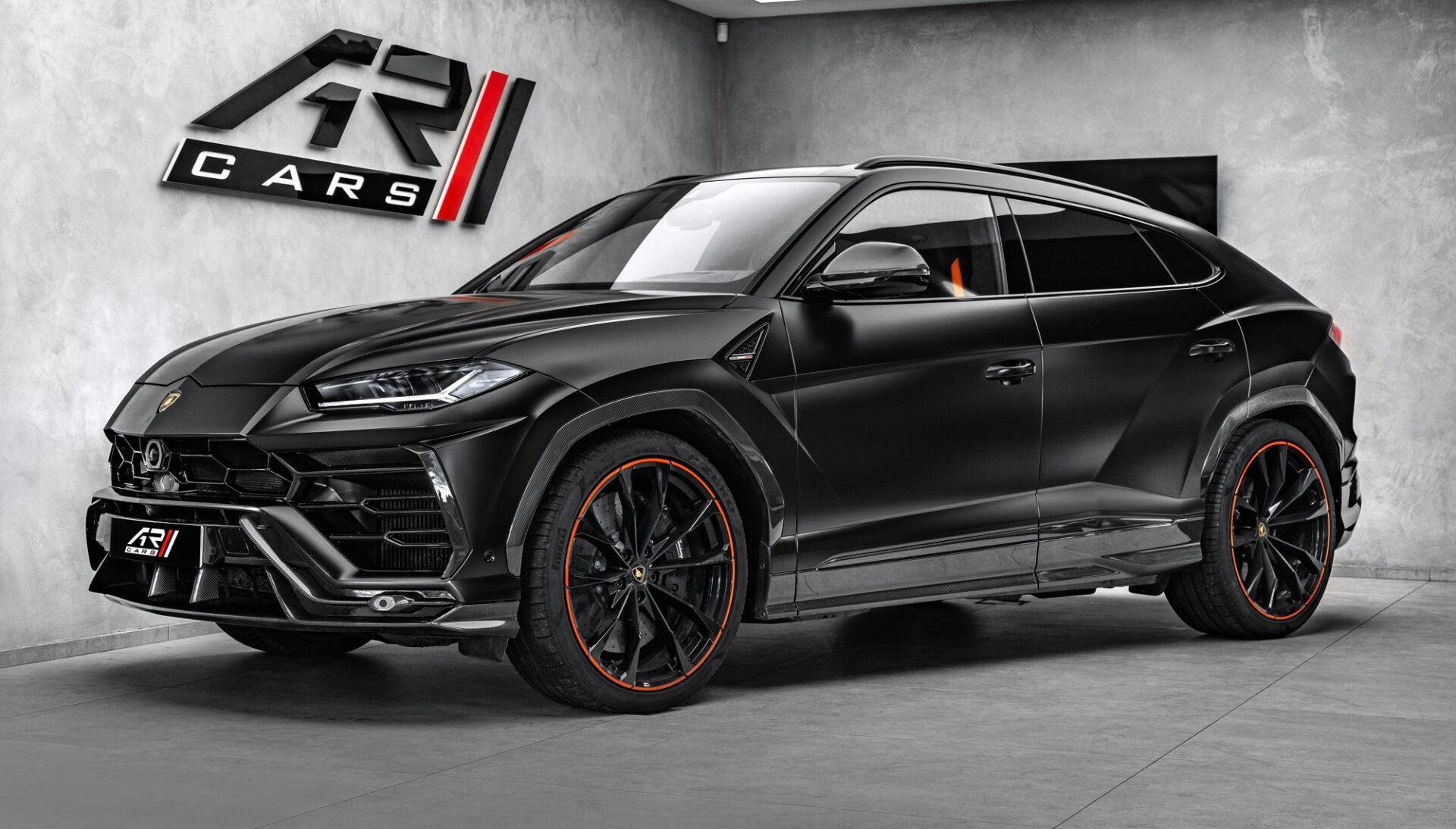 Lamborghini Urus Carbon Akrapovič Pano