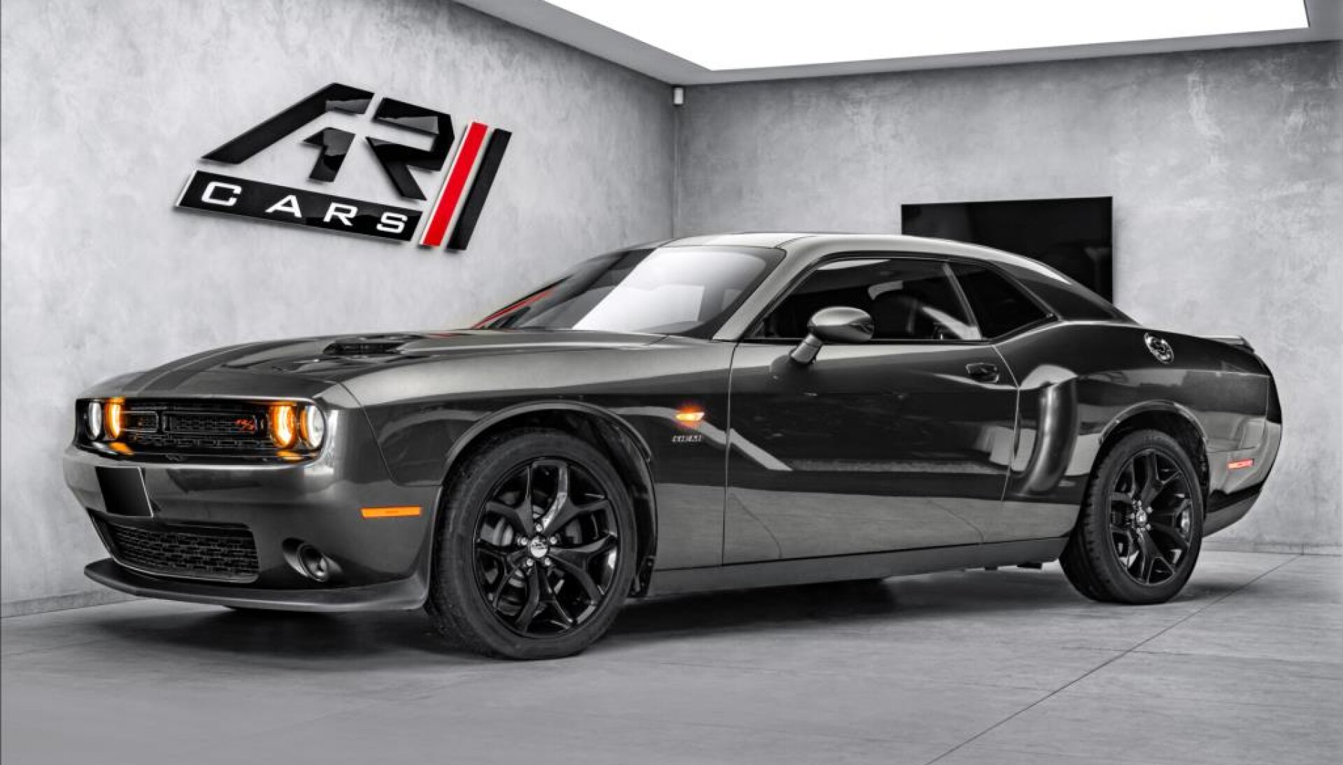 Dodge Challenger RT+ 5,7  V8 Hemi