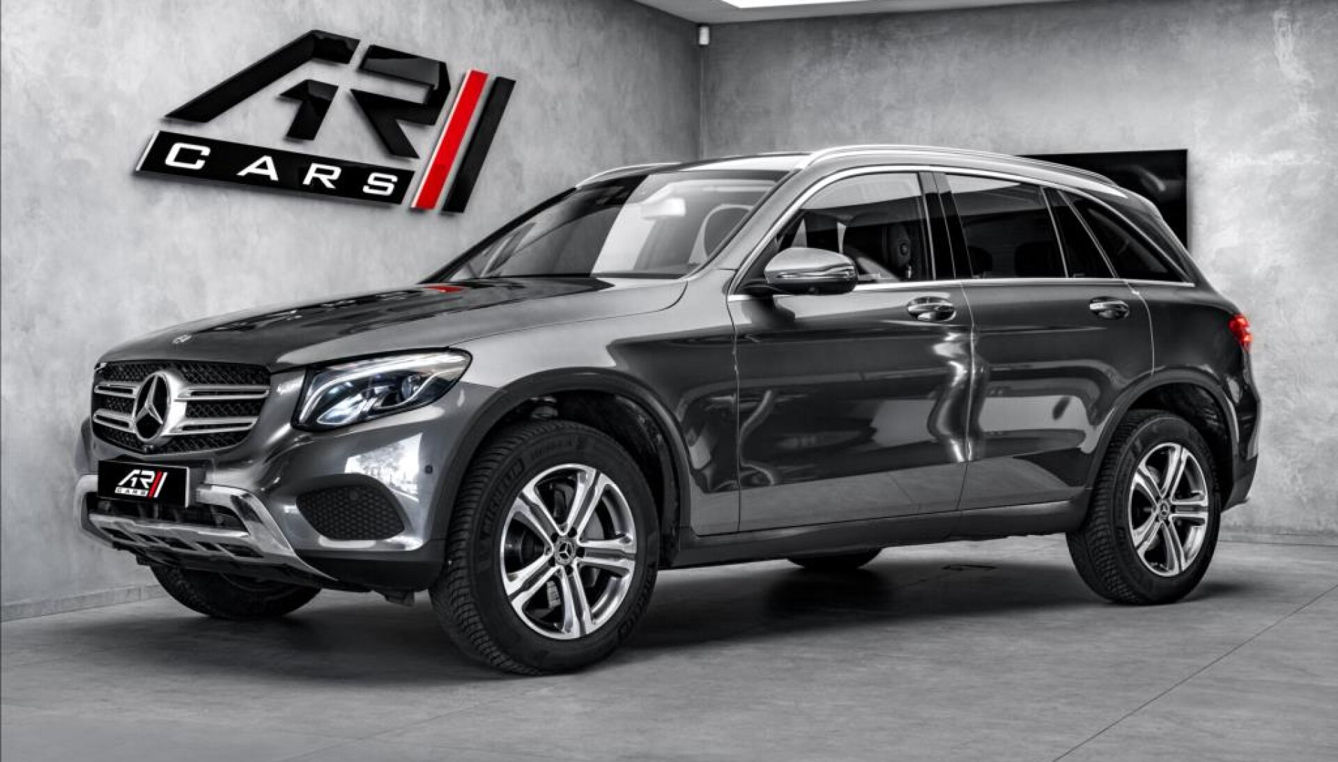 Mercedes-Benz GLC 250 4Matic, kůže, 360 kamera, CZ