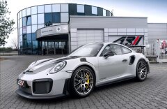 Porsche 911 GT2 RS WEISSACH paket, skladem!!!