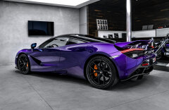 McLaren 720S coupe