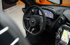 McLaren 720S 4,0 B&W, LIFT, ZÁRUKA