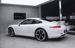 Porsche 911 Carrera S, Aero kit, sport chrono, výfuky