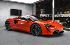 McLaren Artura Performance