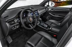 Porsche Macan 2,0 195kW, PDLS, PCM, KAMERA