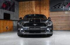 Ford Mustang Fastback 5.0 V8 GT, KAMERA