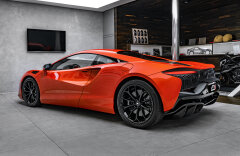 McLaren Artura Performance