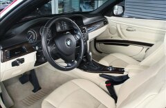 BMW Řada 3 325i, navigace, top stav