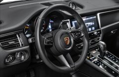 Porsche Macan 2,0 195kW, PDLS, PCM, KAMERA