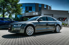 Audi A8 3.0 TDI quattro V6 Tiptronic