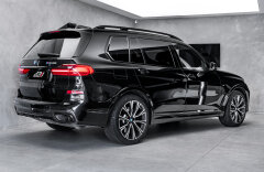 BMW X7 M50i xDrive Individual Pano