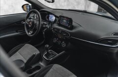 Fiat Tipo 1,0 CROSS FIREFLY, CARPLAY, LED, KAMERA, NAVI