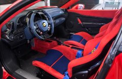 Ferrari 458 Speciale, Karbon, sada zavazadel, CZ