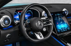 Mercedes-Benz SL 63 AMG 63 4MATIC+ AMG Dynamic HUD