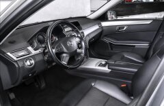Mercedes-Benz Třídy E 220 CDI, navigace, kůže, 18" kola