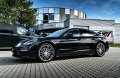 Porsche Panamera 4S  Sport Chrono PDLS+ Záruka