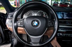 BMW Řada 7 730d Dynamic Drive, šíbr, adapt. tempomat