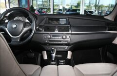BMW X6 xDrive 35i, head-up display, servis. kniha, CZ men