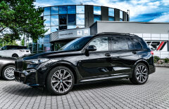 BMW X7 M50i xDrive Individual Pano