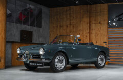 Alfa Romeo Giulietta BR Spider Veloce model 101 design Bertone