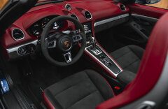 Porsche Boxster 718 SPYDER, CHRONO, VÝFUKY, KAMERA, APPROVED