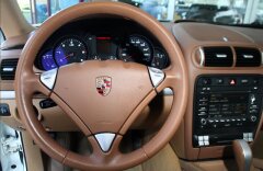 Porsche Cayenne Diesel, vzduch, top stav