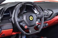 Ferrari 488 GTB racing seats, Alcantara, kamera,karbon