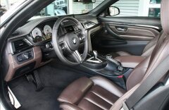 BMW M4 karbon, servodovírání, kamera  individual,