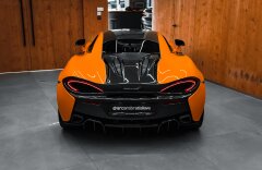 McLaren 570S SPIDER, KARBÓN, LIFT