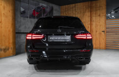 Mercedes-Benz E 63 S AMG BR AMG 63 S 4MATIC+ T, ACC, KARBÓN, BURMESTER, PANO