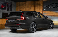 Volvo V60 B4 (D) Plus Dark AT8 FWD, ACC, H/K