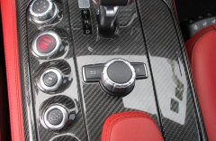 Mercedes-Benz SLS AMG 6,3 keramické brzdy Carbon paket B&O