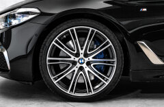 BMW M550 3.0 M550d xDrive AT