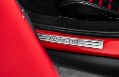 Ferrari 296 GTB 296 GTB, lift, karbon Daytona, karbon/LED