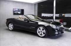 Mercedes-Benz SL 350 Roadster, bi-xonon ILS, Harman/Kardon, CZ