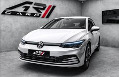 Volkswagen Golf VIII 1,5 TSI, LED, ACC, APP