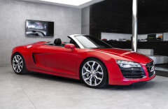 Audi R8 5.2 FSI Q Spyder Keramiky Manuál