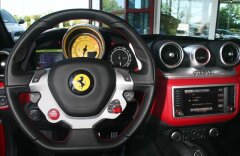 Ferrari California T, Rosso corsa