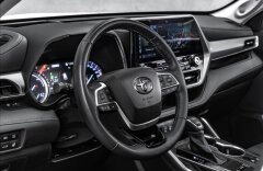 Toyota Highlander Executive 2,5HSD e-CVT Pano 360