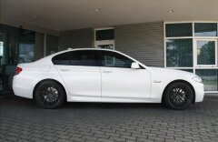 BMW Řada 5 530d xD, individual, ventilace, M-paket