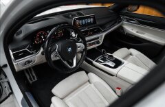 BMW 750 BR 750i xDrive M SPORT, MASÁŽE, PANO, TV, B&W