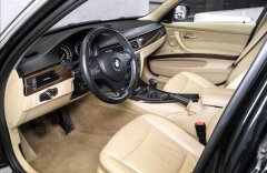 BMW Řada 3 335i, kůže Dakota, 18" M kola, PDC