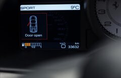 Ferrari 458 Spider, lift systém, záruka 7/2018