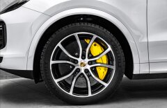 Porsche Cayenne Turbo, PDCC, Sport Chrono, Keramiky