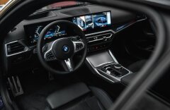 BMW Řada 2 3,0 240i xDrive, H/K, PANO, HEAD-UP, 360